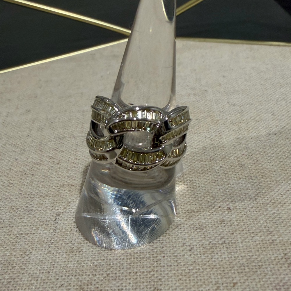 Stylish Silver Chain Link Ring unicorn alert! Size 7